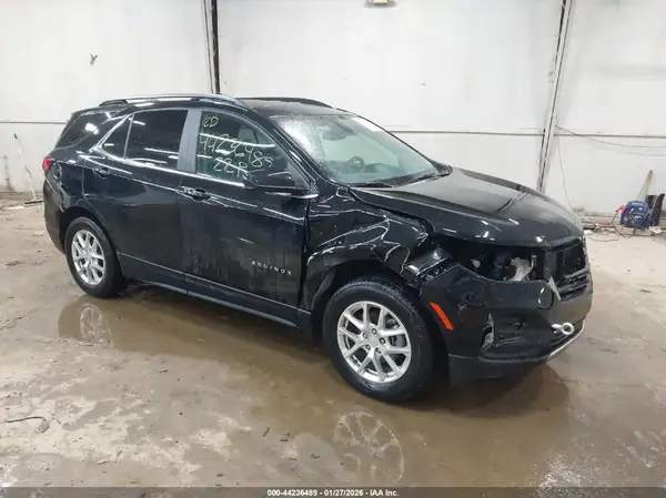 3GNAXUEV2NL235139 2022 CHEVROLET EQUINOX - Image 1