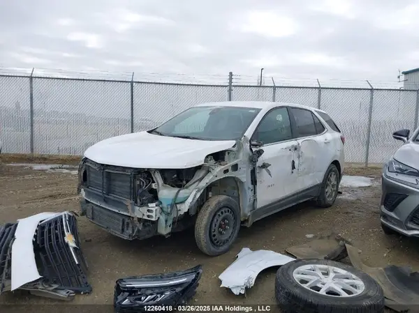 3GNAXUEV2NL249638 2022 CHEVROLET EQUINOX - Image 2