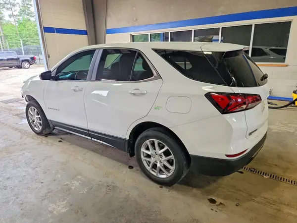 3GNAXUEV2NL253348 2022 CHEVROLET EQUINOX - Image 2