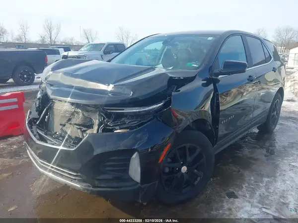 3GNAXUEV2NL257139 2022 CHEVROLET EQUINOX - Image 2
