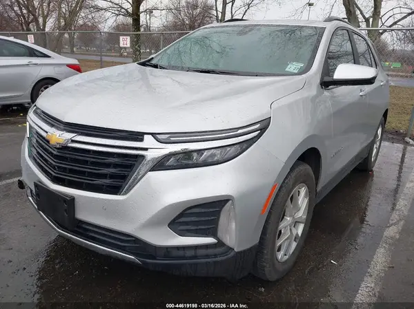 3GNAXUEV2NL268545 2022 CHEVROLET EQUINOX - Image 2