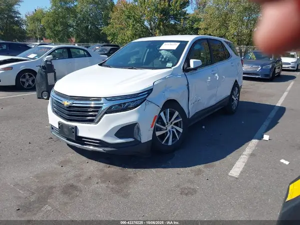 3GNAXUEV2NL295129 2022 CHEVROLET EQUINOX - Image 2