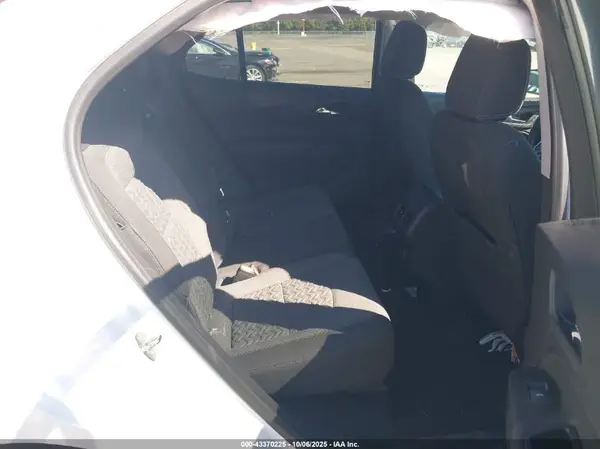3GNAXUEV2NL295129 2022 CHEVROLET EQUINOX - Image 8
