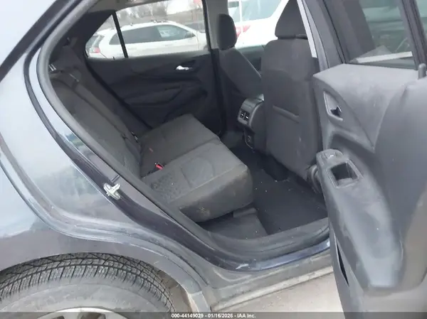 3GNAXUEV3KL161855 2019 CHEVROLET EQUINOX - Image 8