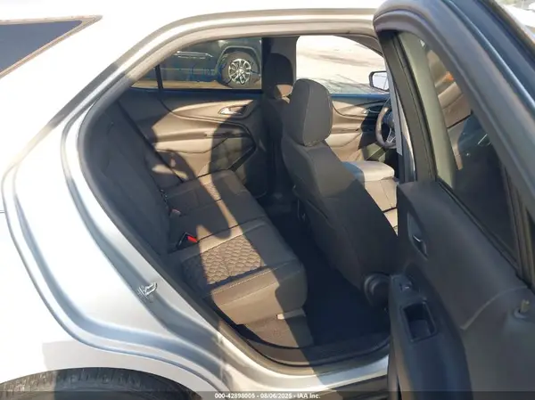 3GNAXUEV3KL274785 2019 CHEVROLET EQUINOX - Image 8