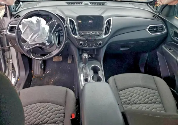 3GNAXUEV3KS629654 2019 CHEVROLET EQUINOX - Image 8
