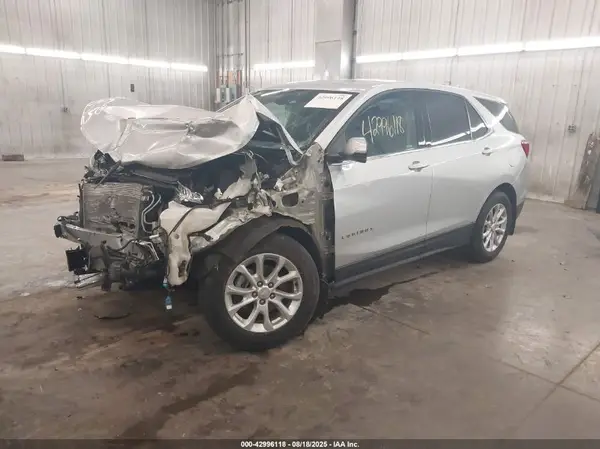 3GNAXUEV3KS630299 2019 CHEVROLET EQUINOX - Image 2