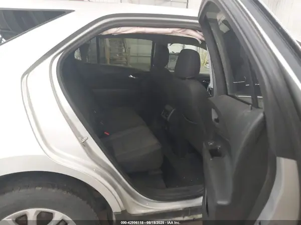 3GNAXUEV3KS630299 2019 CHEVROLET EQUINOX - Image 8