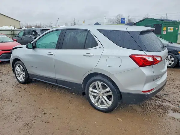 3GNAXUEV3LL252061 2020 CHEVROLET EQUINOX - Image 2