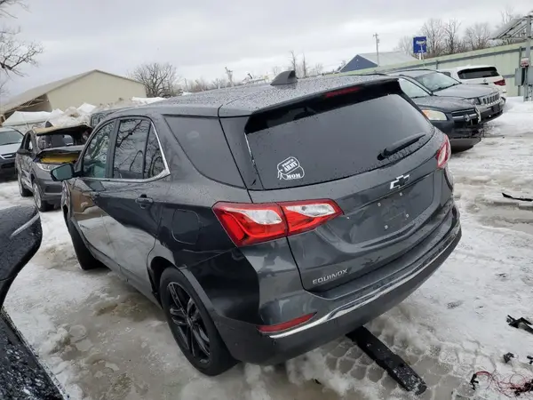 3GNAXUEV3ML303253 2021 CHEVROLET EQUINOX - Image 2