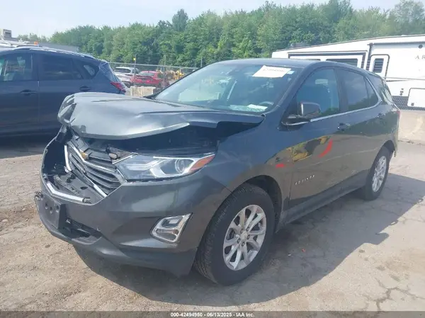 3GNAXUEV3ML379622 2021 CHEVROLET EQUINOX - Image 2