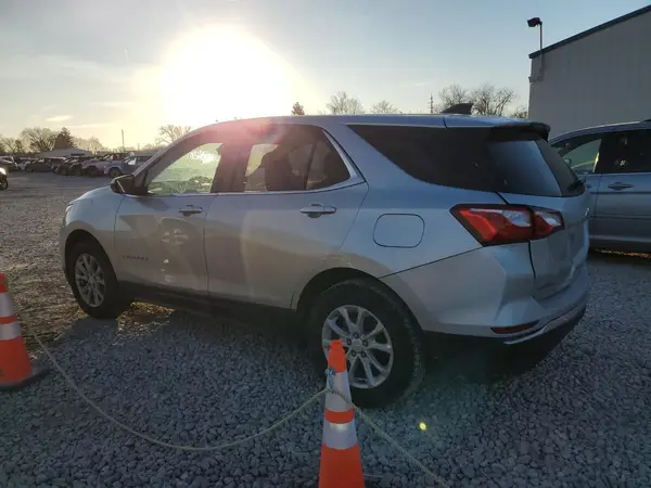 3GNAXUEV3MS155319 2021 CHEVROLET EQUINOX - Image 2