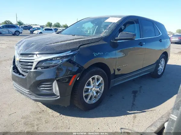 3GNAXUEV3NL130593 2022 CHEVROLET EQUINOX - Image 2