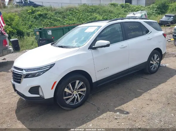 3GNAXUEV3NL138497 2022 CHEVROLET EQUINOX - Image 2