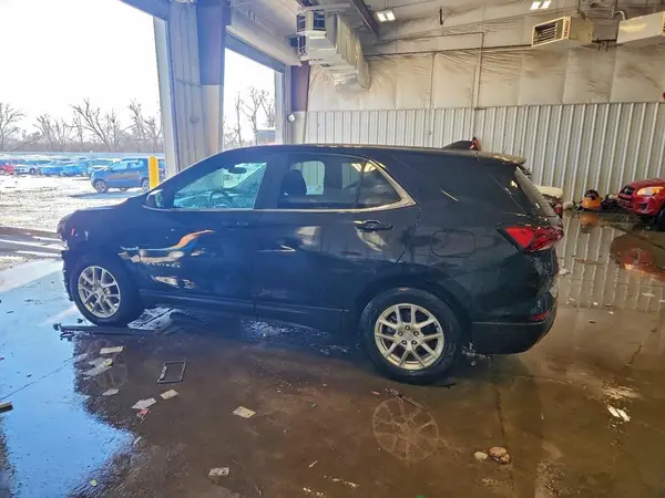 3GNAXUEV3NL155493 2022 CHEVROLET EQUINOX - Image 2
