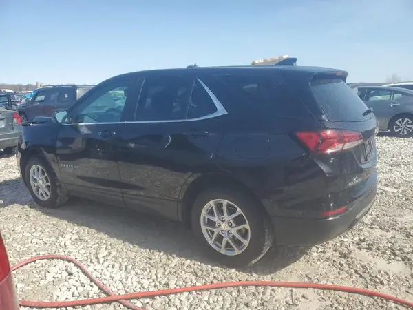 3GNAXUEV3NL241015 2022 CHEVROLET EQUINOX - Image 2