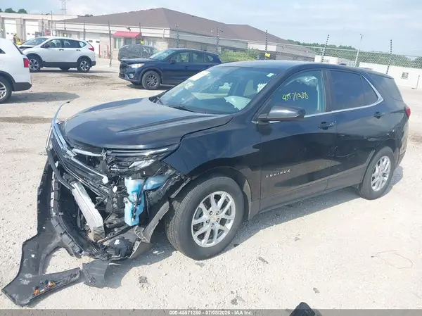 3GNAXUEV3NL241886 2022 CHEVROLET EQUINOX - Image 2