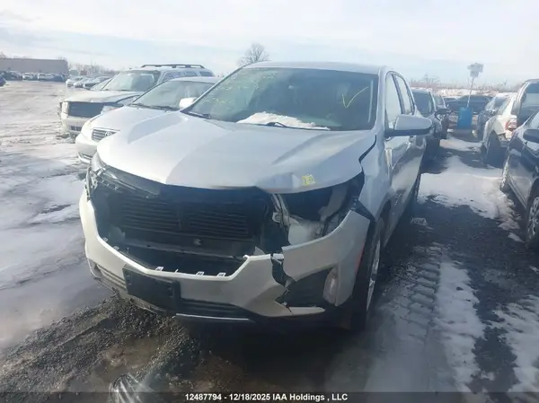 3GNAXUEV3NL243377 2022 CHEVROLET EQUINOX - Image 2