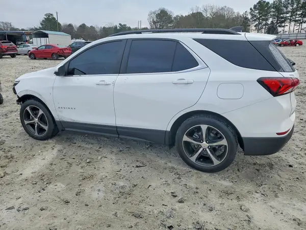 3GNAXUEV3NL261023 2022 CHEVROLET EQUINOX - Image 2