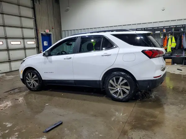 3GNAXUEV3NL271552 2022 CHEVROLET EQUINOX - Image 2
