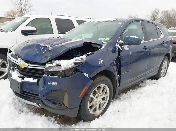 3GNAXUEV3NL277500 2022 CHEVROLET EQUINOX - Image 2