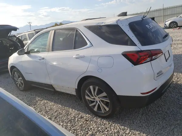 3GNAXUEV3NL284303 2022 CHEVROLET EQUINOX - Image 2