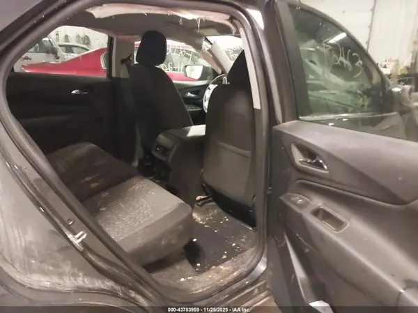 3GNAXUEV3NS245989 2022 CHEVROLET EQUINOX - Image 8