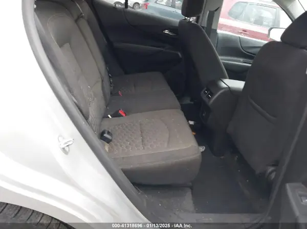 3GNAXUEV4KL168233 2019 CHEVROLET EQUINOX - Image 8
