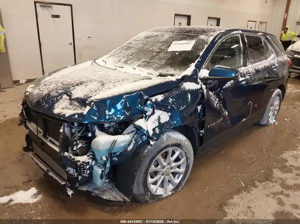 3GNAXUEV4KL296570 2019 CHEVROLET EQUINOX - Image 2