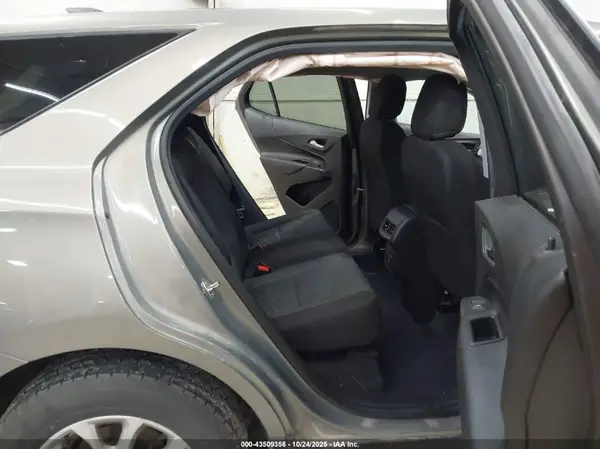 3GNAXUEV4KS516084 2019 CHEVROLET EQUINOX - Image 8