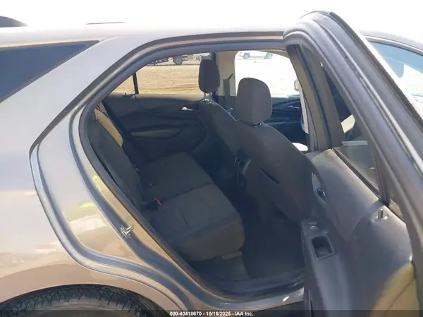 3GNAXUEV4KS556455 2019 CHEVROLET EQUINOX - Image 8