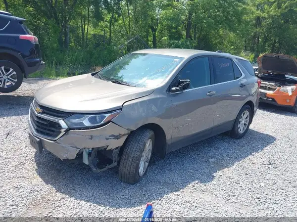 3GNAXUEV4KS582988 2019 CHEVROLET EQUINOX - Image 2