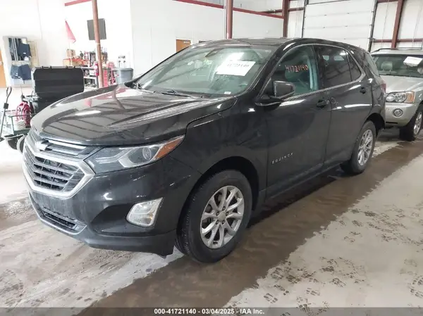 3GNAXUEV4LL316124 2020 CHEVROLET EQUINOX - Image 2
