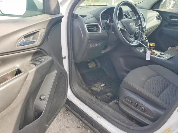 3GNAXUEV4LS645590 2020 CHEVROLET EQUINOX - Image 8