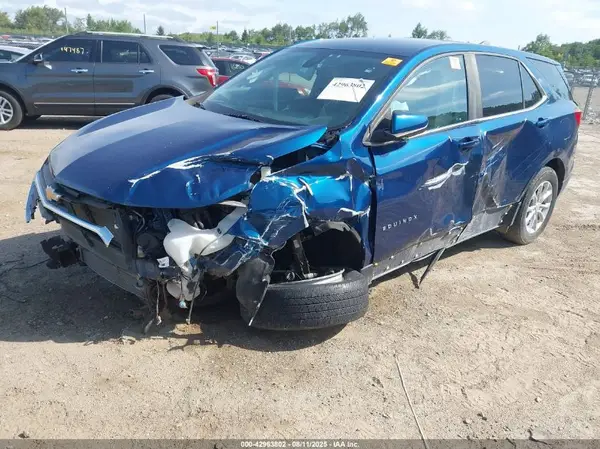 3GNAXUEV4ML365423 2021 CHEVROLET EQUINOX - Image 2