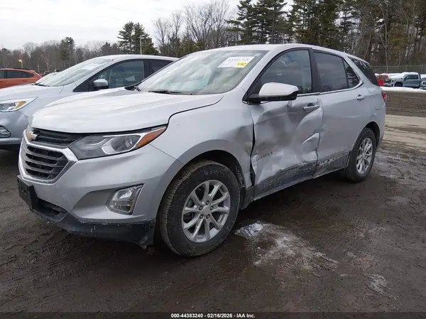 3GNAXUEV4MS174929 2021 CHEVROLET EQUINOX - Image 2