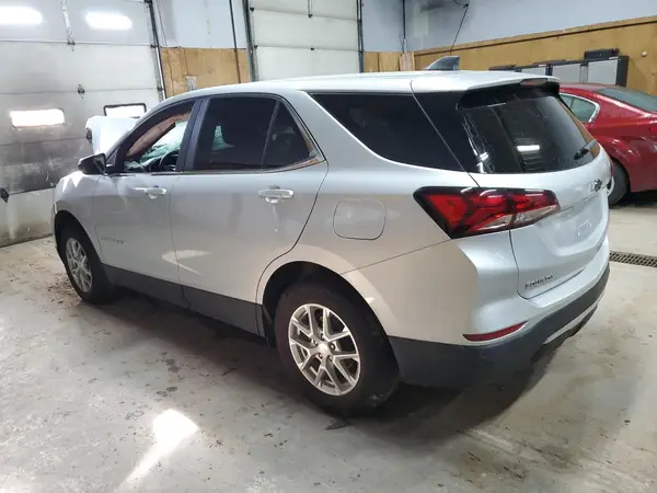 3GNAXUEV4NL127248 2022 CHEVROLET EQUINOX - Image 2