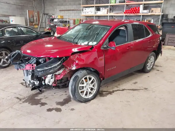 3GNAXUEV4NL159715 2022 CHEVROLET EQUINOX - Image 2