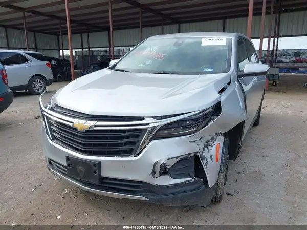 3GNAXUEV4NL242089 2022 CHEVROLET EQUINOX - Image 2