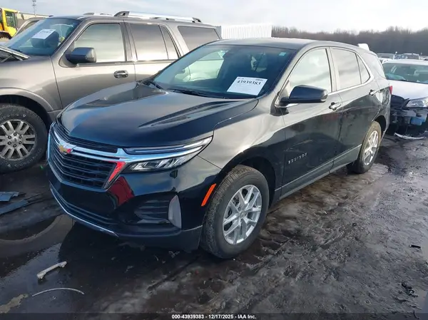 3GNAXUEV4NL254128 2022 CHEVROLET EQUINOX - Image 2