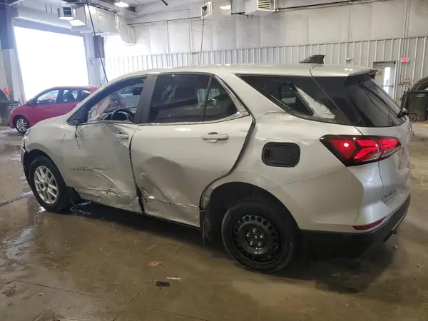 3GNAXUEV4NL258535 2022 CHEVROLET EQUINOX - Image 2