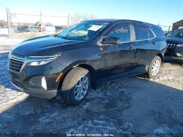 3GNAXUEV4NL298078 2022 CHEVROLET EQUINOX - Image 2