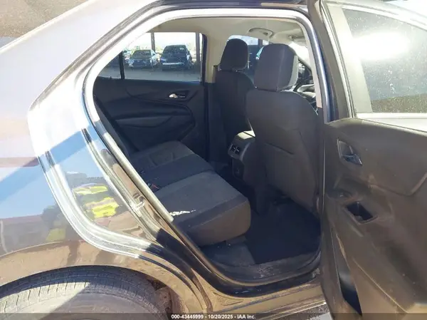 3GNAXUEV4NS182434 2022 CHEVROLET EQUINOX - Image 8