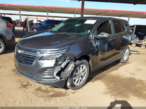 3GNAXUEV4NS187326 2022 CHEVROLET EQUINOX - Image 2