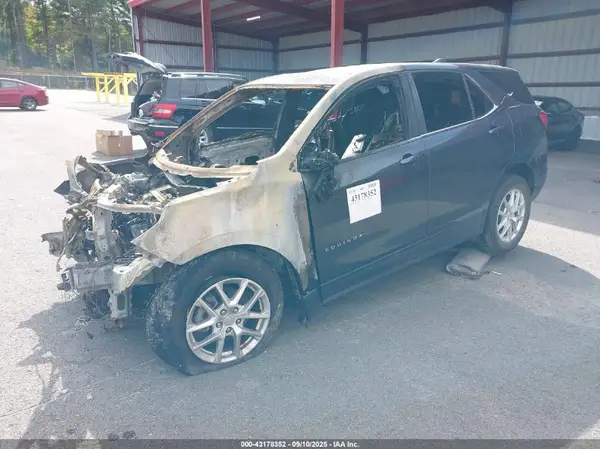3GNAXUEV4NS212094 2022 CHEVROLET EQUINOX - Image 2