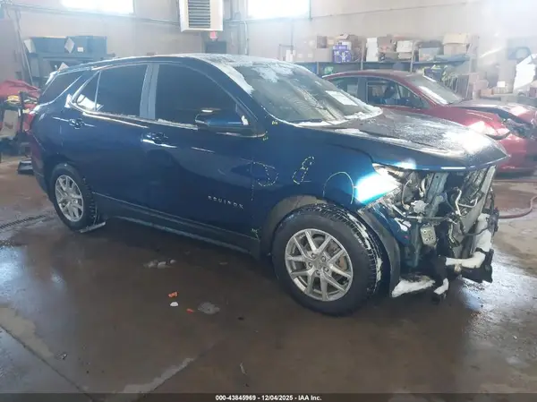 3GNAXUEV4NS216534 2022 CHEVROLET EQUINOX - Image 1