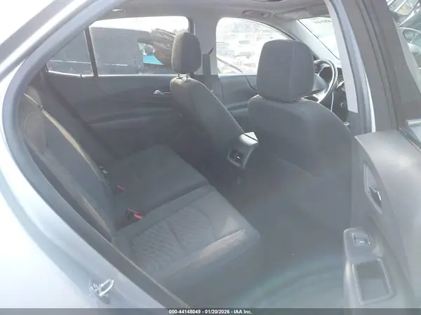 3GNAXUEV5KL124368 2019 CHEVROLET EQUINOX - Image 8