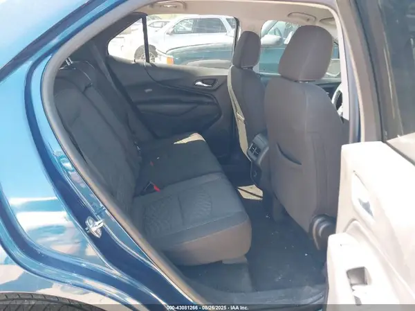 3GNAXUEV5KL186059 2019 CHEVROLET EQUINOX - Image 8