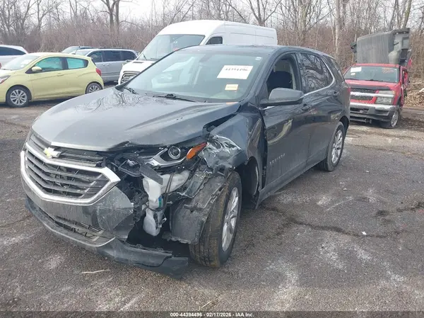3GNAXUEV5KL338034 2019 CHEVROLET EQUINOX - Image 2