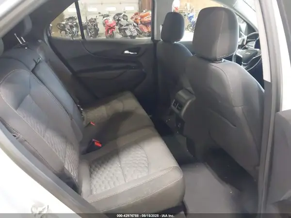 3GNAXUEV5KS668990 2019 CHEVROLET EQUINOX - Image 8